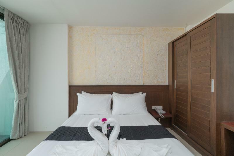 Patong Swiss Hotel Beach Front Phuket Екстериор снимка